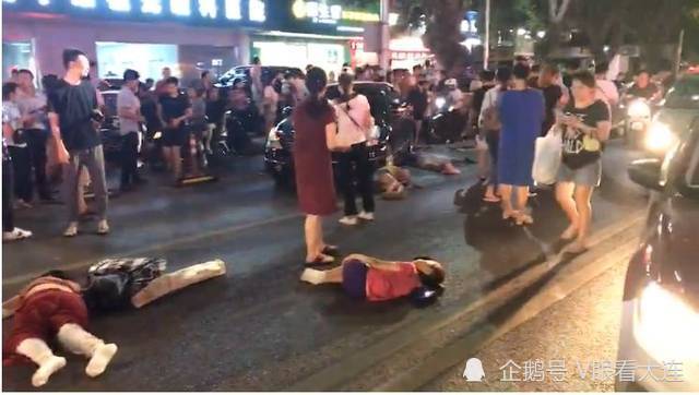 撞人群最新趋势，学习变革，自信闪耀的旅程