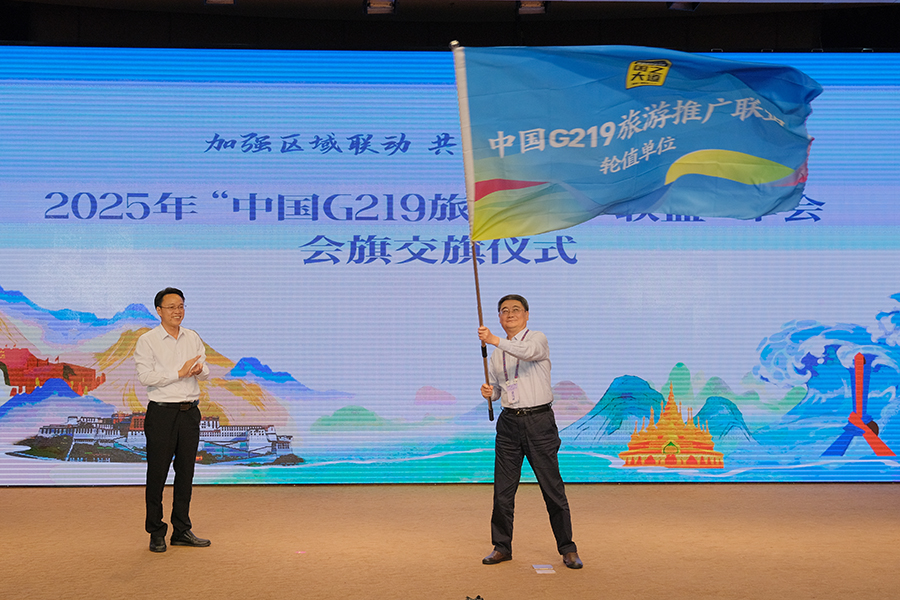 2024香港资料大全正新版,全面数据分析_旗舰版89.219