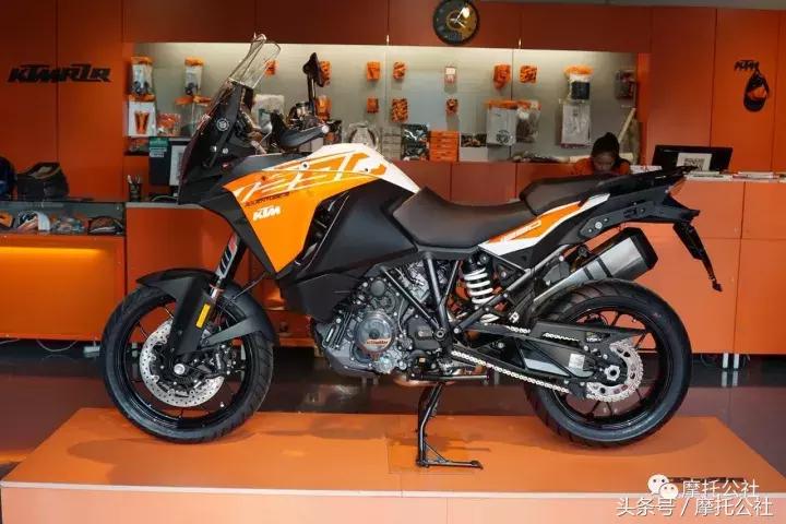 KTM 1090 Adventure，自然美景的终极旅行利器最新资讯揭秘
