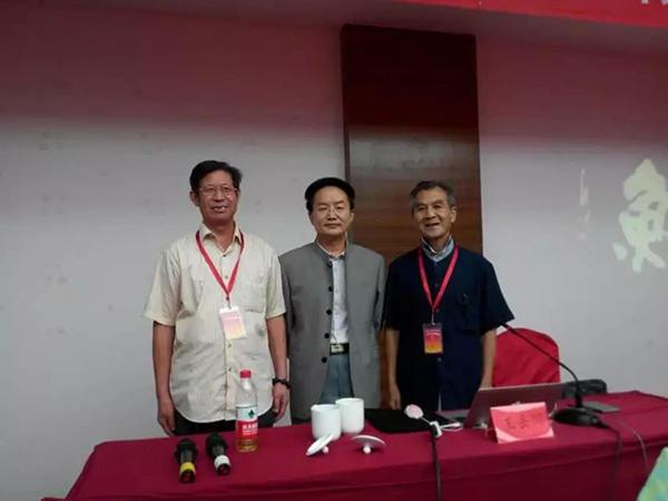 王奇峰新作，温馨日常的奇妙旅程之旅