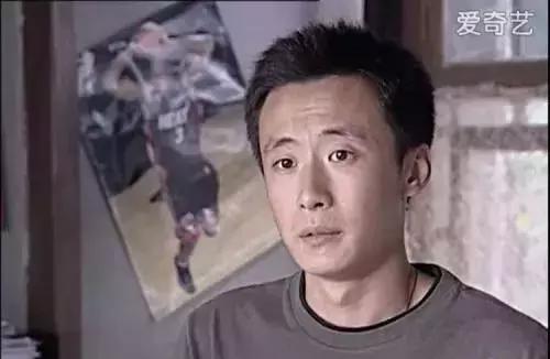 魔幻手机2演员,魔幻手机2演员与隐藏在小巷中的秘密小店