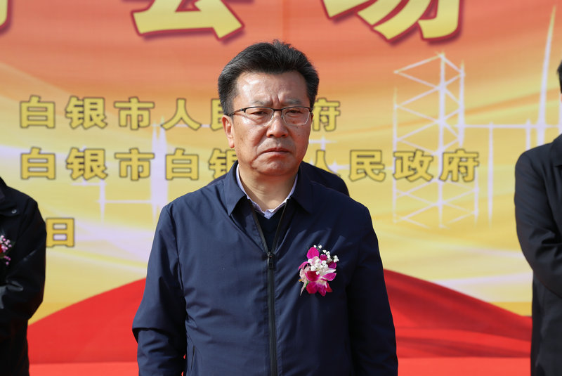 白银最新新闻，拥抱自然，心灵宁静之旅