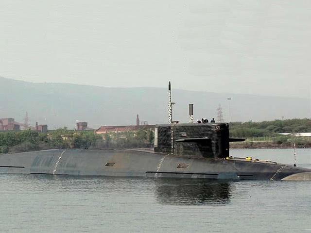 最新潜艇下水,尖端科技引领海洋探索之旅