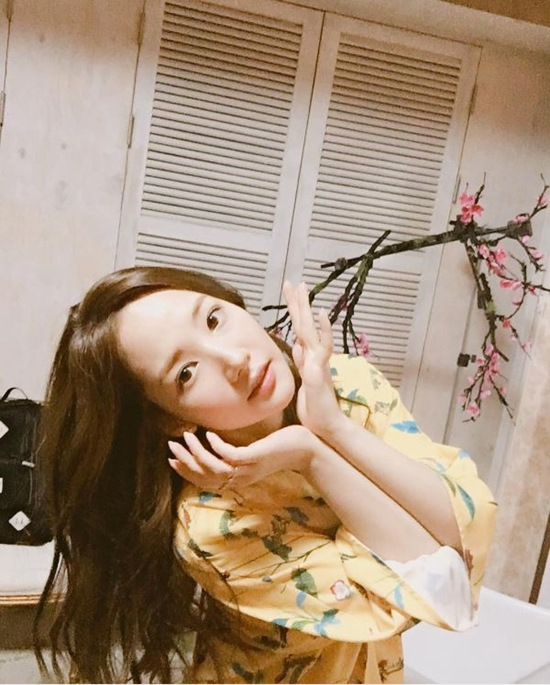 日韩自拍新风尚,日常小确幸与友情纽带的新探索